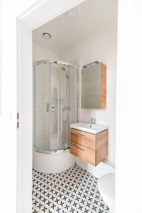 Cozy, Small Studio.great Location / Mala Kawalerka Apartment *